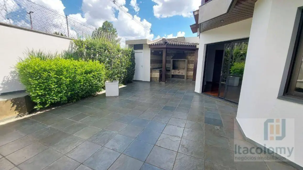 Casa de Condomínio com 4 quartos à venda e para alugar, 360m2 em Santana De Parnaiba - SP - imagem 7 Foto 7 de Casa de Condomínio com 4 quartos à venda e para alugar, 360m2 em Santana De Parnaiba - SP