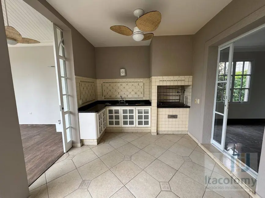 Foto 2 de Casa de Condomínio com 4 quartos à venda, 670m2 em Barueri - SP