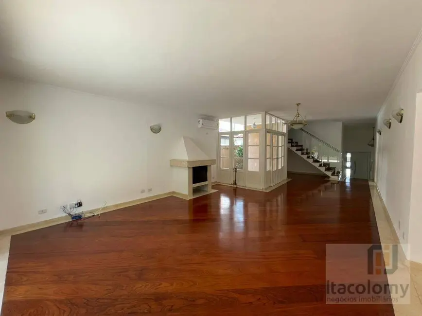 Foto 6 de Casa de Condomínio com 4 quartos à venda e para alugar, 360m2 em Santana De Parnaiba - SP