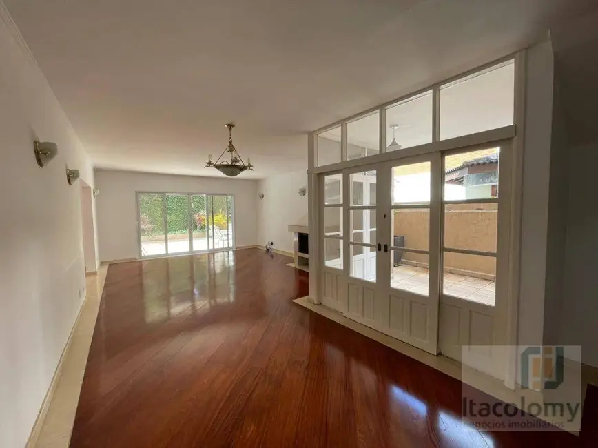 Foto 5 de Casa de Condomínio com 4 quartos à venda e para alugar, 360m2 em Santana De Parnaiba - SP