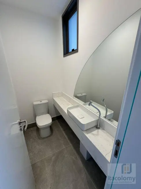 Foto 9 de Casa de Condomínio com 3 quartos para alugar, 230m2 em Tamboré, Barueri - SP