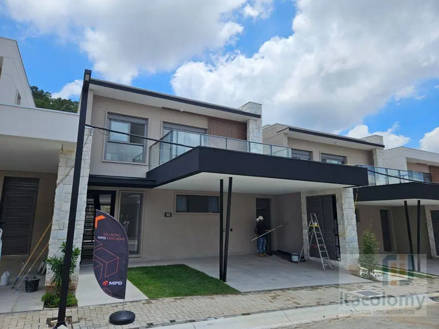 Foto 1 de Casa de Condomínio com 3 quartos para alugar, 230m2 em Tamboré, Santana De Parnaiba - SP