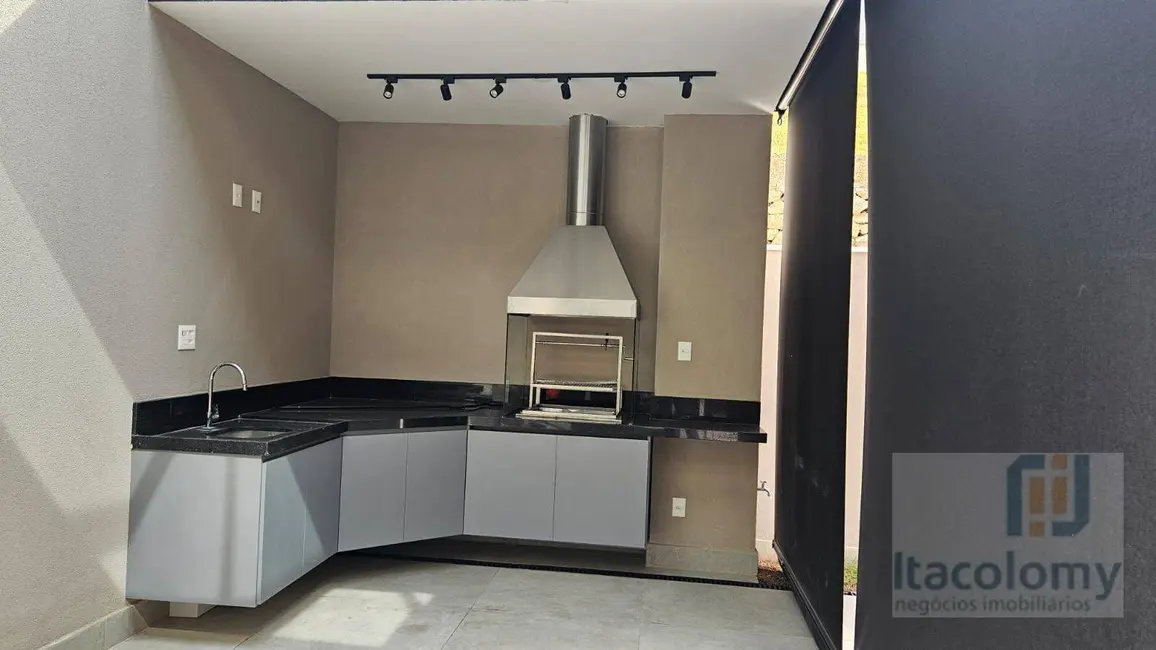 Foto 3 de Casa de Condomínio com 3 quartos para alugar, 230m2 em Tamboré, Santana De Parnaiba - SP