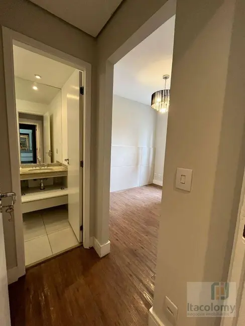 Foto 2 de Apartamento com 2 quartos para alugar, 107m2 em Alphaville Conde II, Barueri - SP