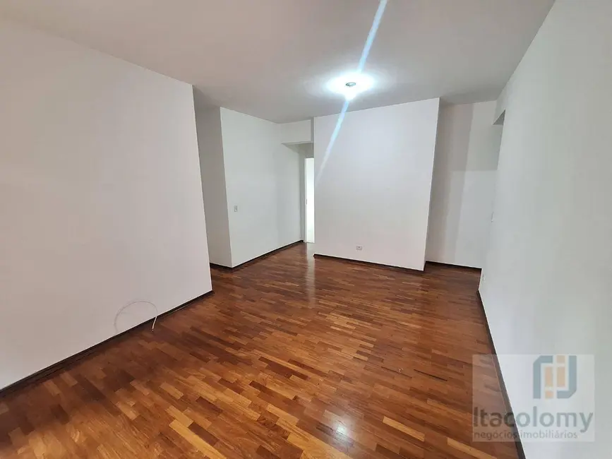 Foto 4 de Apartamento com 3 quartos para alugar, 75m2 em Alphaville Industrial, Barueri - SP