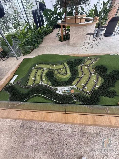 Foto 4 de Terreno / Lote à venda, 460m2 em Santana De Parnaiba - SP