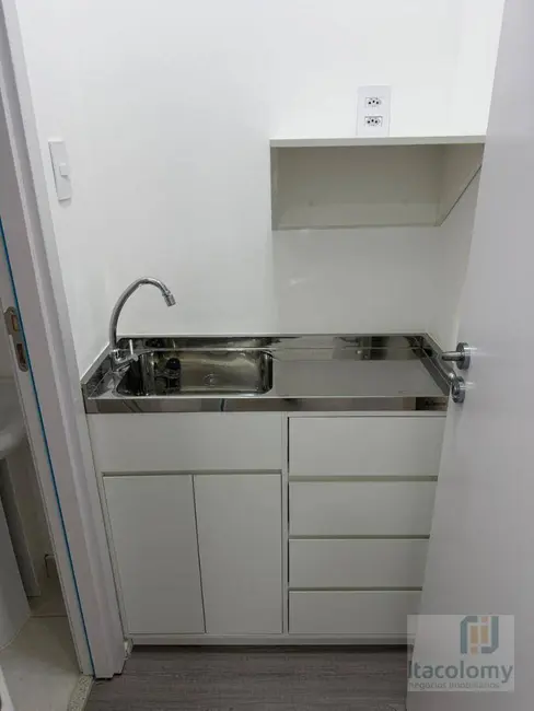 Foto 3 de Sala Comercial para alugar, 29m2 em Tamboré, Santana De Parnaiba - SP