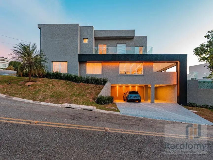 Foto 1 de Casa de Condomínio com 3 quartos à venda, 351m2 em Suru, Santana De Parnaiba - SP