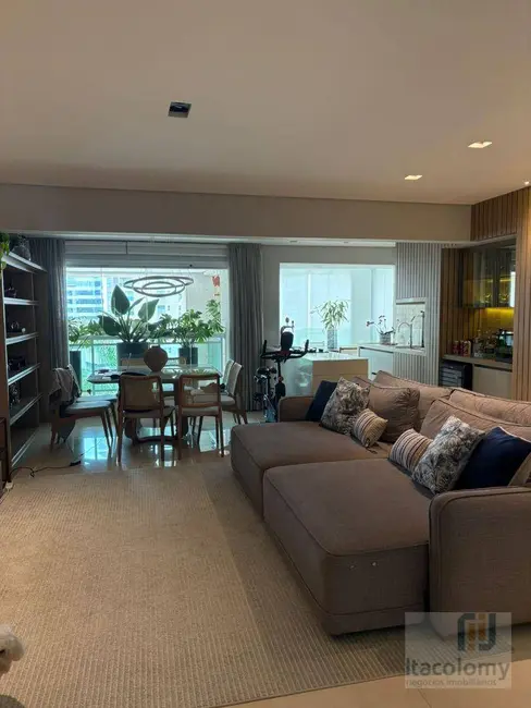 Foto 6 de Apartamento com 3 quartos à venda, 178m2 em Barueri - SP