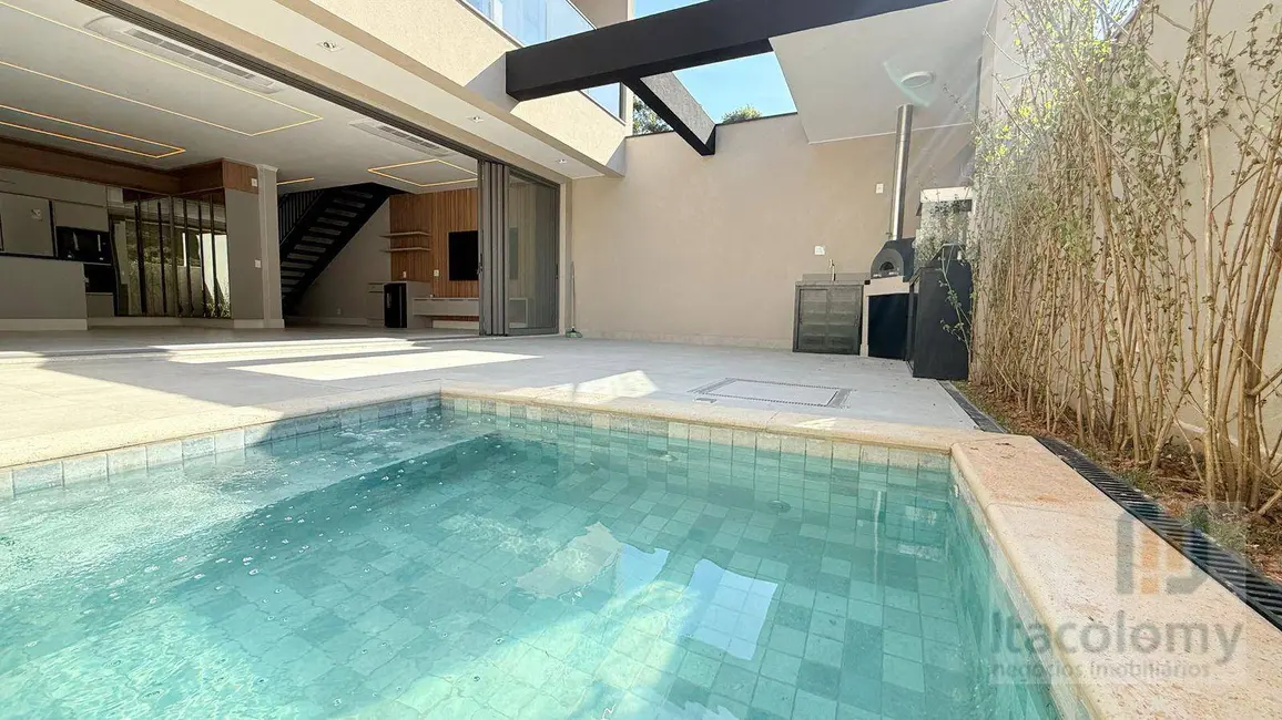 Foto 2 de Casa de Condomínio com 3 quartos à venda, 230m2 em Tamboré, Barueri - SP