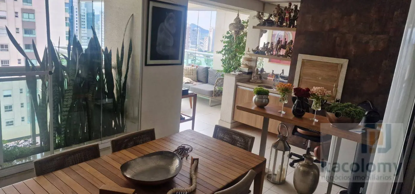 Foto 1 de Apartamento com 3 quartos à venda, 177m2 em Barueri - SP