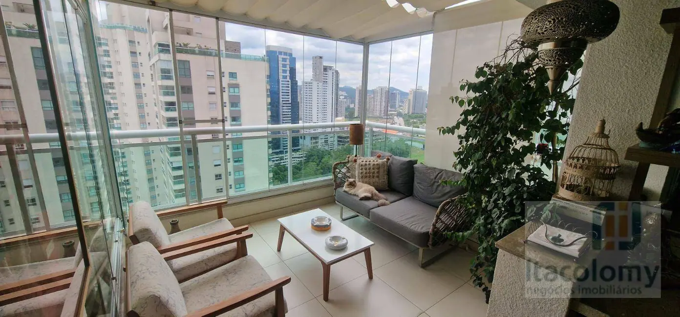 Foto 2 de Apartamento com 3 quartos à venda, 177m2 em Barueri - SP