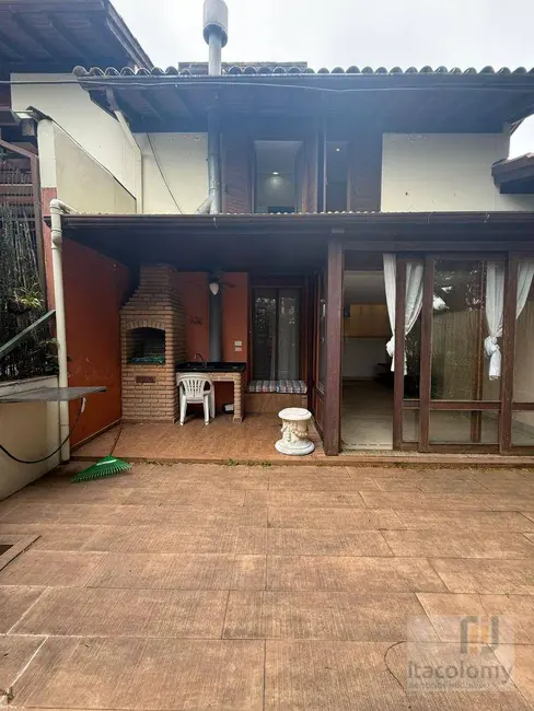 Foto 1 de Casa de Condomínio com 3 quartos à venda, 180m2 em Santana De Parnaiba - SP