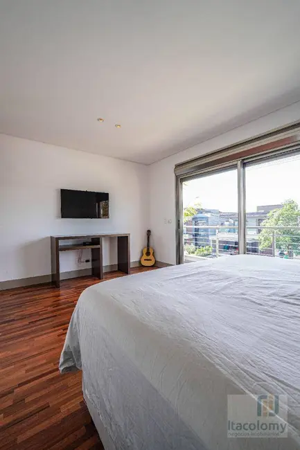 Foto 8 de Casa de Condomínio com 3 quartos à venda, 450m2 em Paiol Velho, Santana De Parnaiba - SP