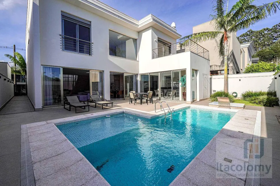 Foto 2 de Casa de Condomínio com 3 quartos à venda, 450m2 em Paiol Velho, Santana De Parnaiba - SP