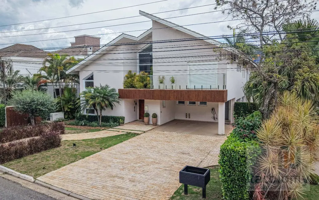 Foto 3 de Casa de Condomínio com 4 quartos para alugar, 665m2 em Santana De Parnaiba - SP