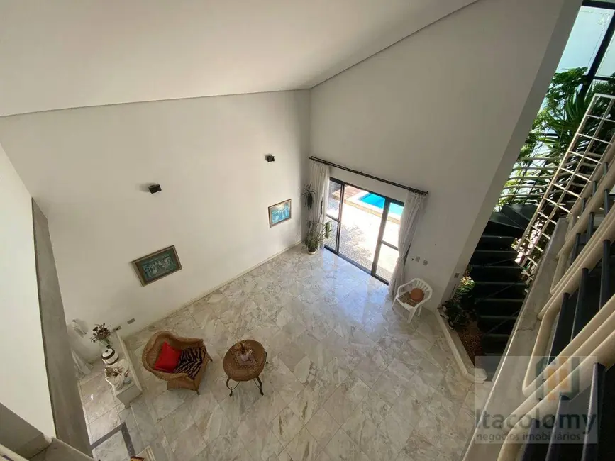 Foto 3 de Casa de Condomínio com 5 quartos à venda, 560m2 em Barueri - SP