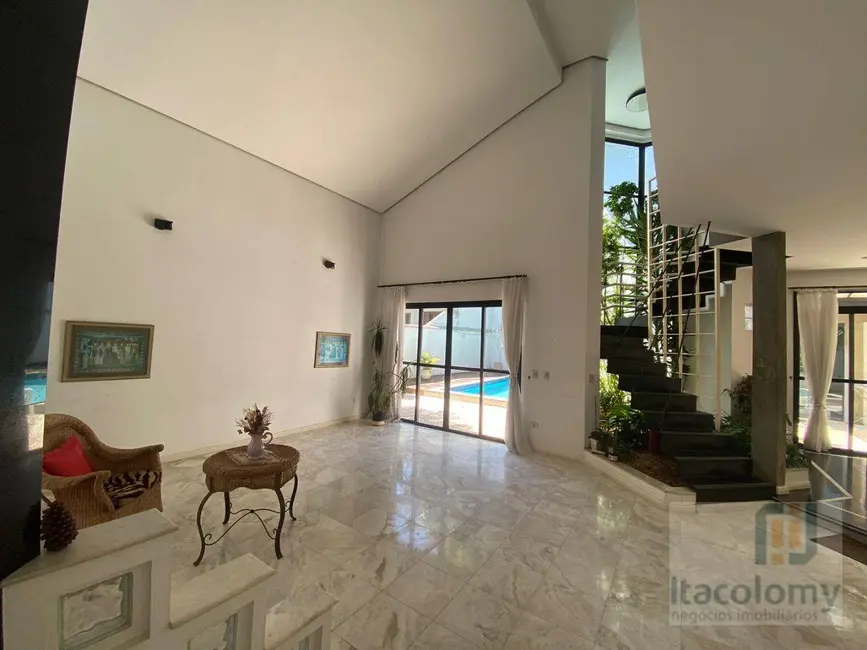 Foto 2 de Casa de Condomínio com 5 quartos à venda, 560m2 em Barueri - SP