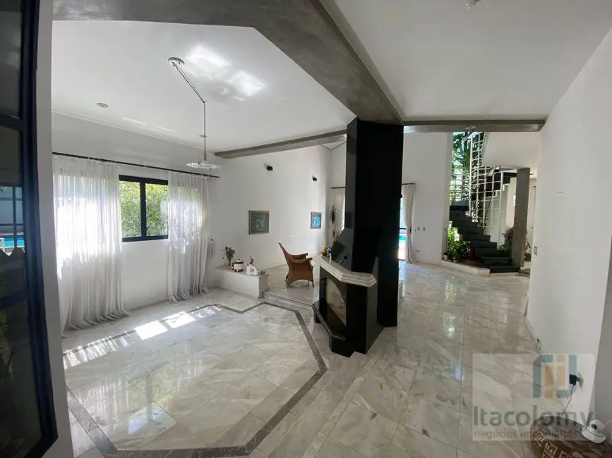 Foto 4 de Casa de Condomínio com 5 quartos à venda, 560m2 em Barueri - SP