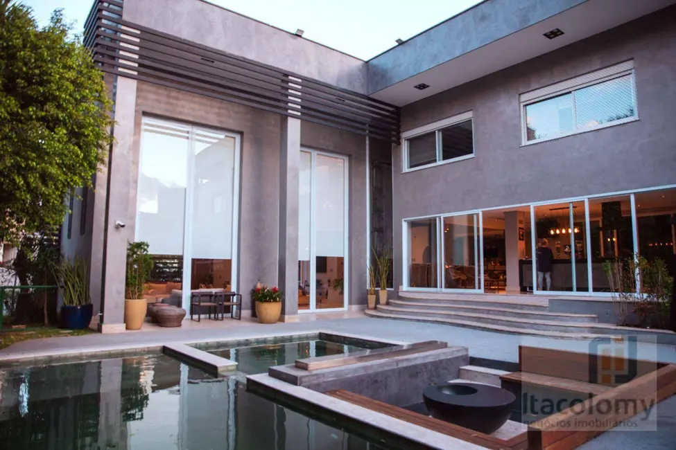 Foto 2 de Casa de Condomínio com 4 quartos à venda, 1124m2 em Barueri - SP