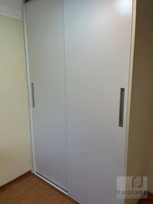 Foto 2 de Casa de Condomínio com 3 quartos à venda e para alugar, 200m2 em Santana De Parnaiba - SP