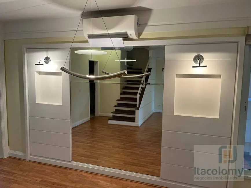 Foto 7 de Casa de Condomínio com 3 quartos à venda e para alugar, 200m2 em Santana De Parnaiba - SP