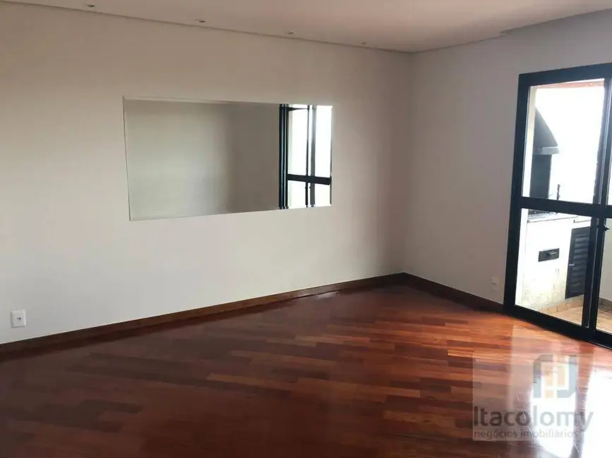 Foto 5 de Apartamento com 4 quartos para alugar, 210m2 em Alphaville Industrial, Barueri - SP