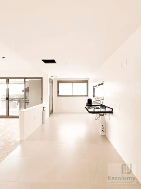 Foto 5 de Apartamento com 4 quartos à venda, 244m2 em Barueri - SP