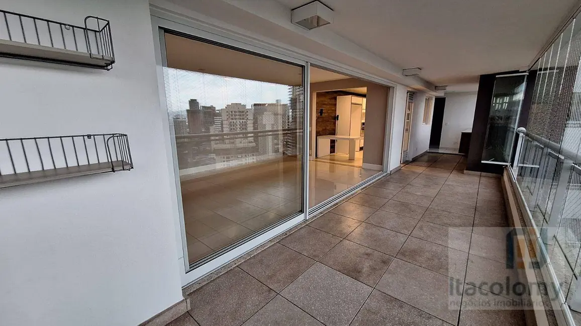 Foto 4 de Apartamento com 3 quartos para alugar, 196m2 em Empresarial 18 do Forte, Barueri - SP