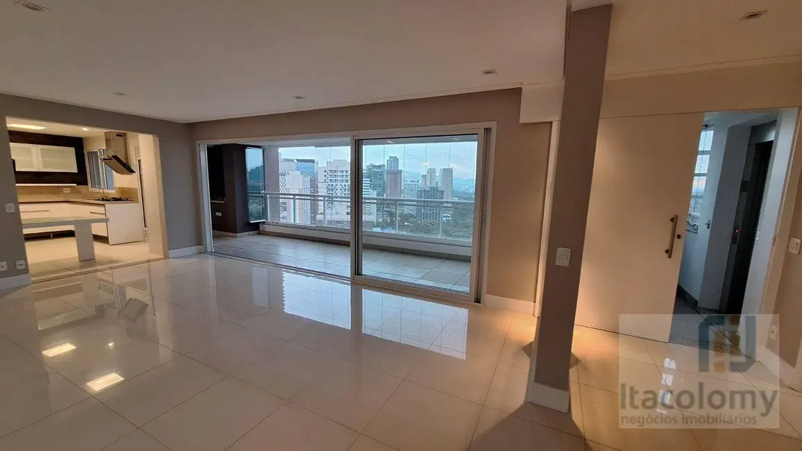 Foto 8 de Apartamento com 3 quartos para alugar, 196m2 em Empresarial 18 do Forte, Barueri - SP