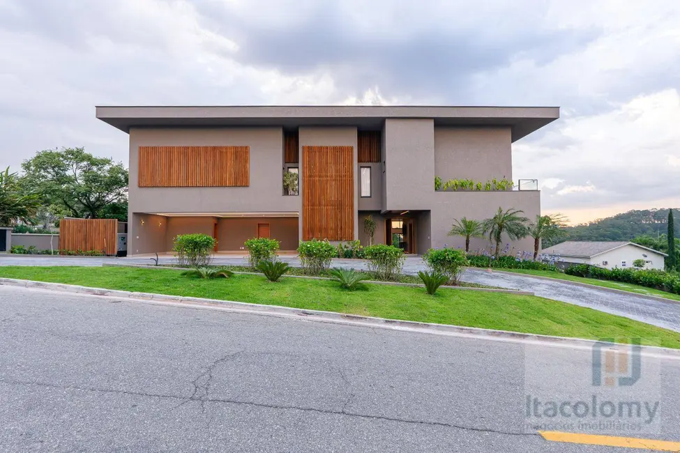 Foto 1 de Casa de Condomínio com 5 quartos à venda, 1500m2 em Residencial Tamboré, Barueri - SP