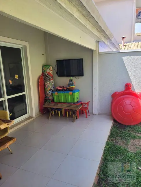 Casa de Condomínio com 3 quartos à venda, 291m2 em Santana De Parnaiba - SP - imagem 3 Foto 3 de Casa de Condomínio com 3 quartos à venda, 291m2 em Santana De Parnaiba - SP