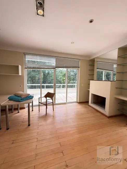 Casa de Condomínio com 5 quartos à venda, 977m2 em Residencial Tamboré, Barueri - SP - imagem 3 Foto 3 de Casa de Condomínio com 5 quartos à venda, 977m2 em Residencial Tamboré, Barueri - SP