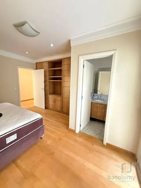 Casa de Condomínio com 5 quartos à venda, 977m2 em Residencial Tamboré, Barueri - SP - imagem 8 Foto 8 de Casa de Condomínio com 5 quartos à venda, 977m2 em Residencial Tamboré, Barueri - SP