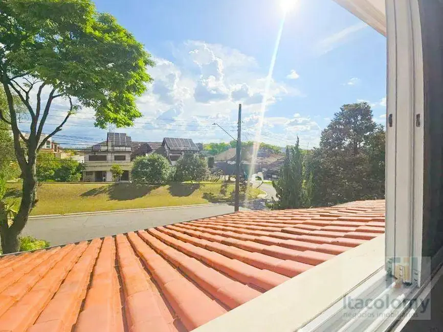 Casa de Condomínio com 4 quartos à venda, 360m2 em Santana De Parnaiba - SP - imagem 8 Foto 8 de Casa de Condomínio com 4 quartos à venda, 360m2 em Santana De Parnaiba - SP