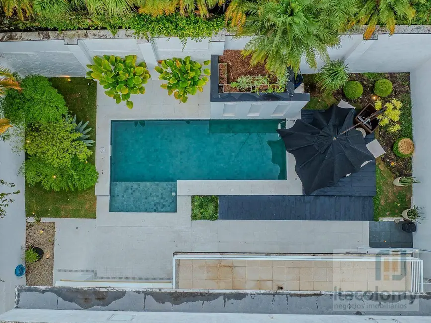 Foto 5 de Casa de Condomínio com 4 quartos à venda, 575m2 em Barueri - SP