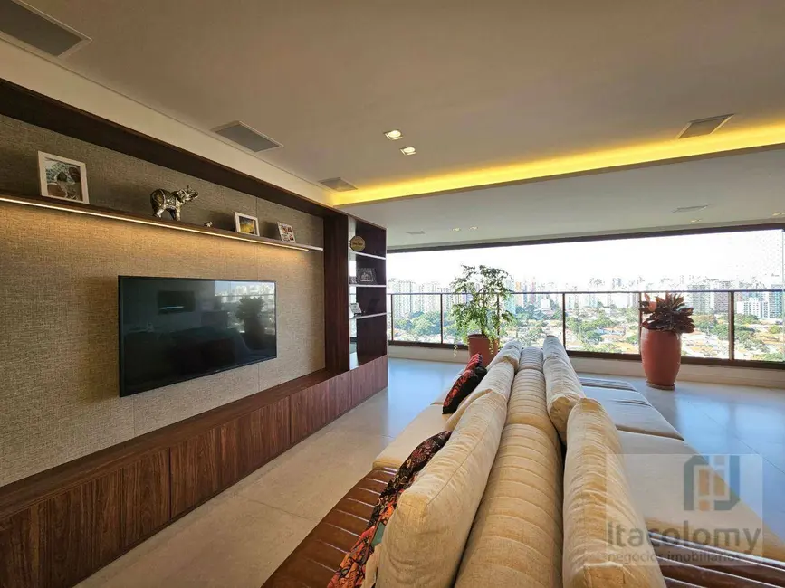 Foto 8 de Apartamento com 3 quartos à venda, 146m2 em Campo Belo, São Paulo - SP