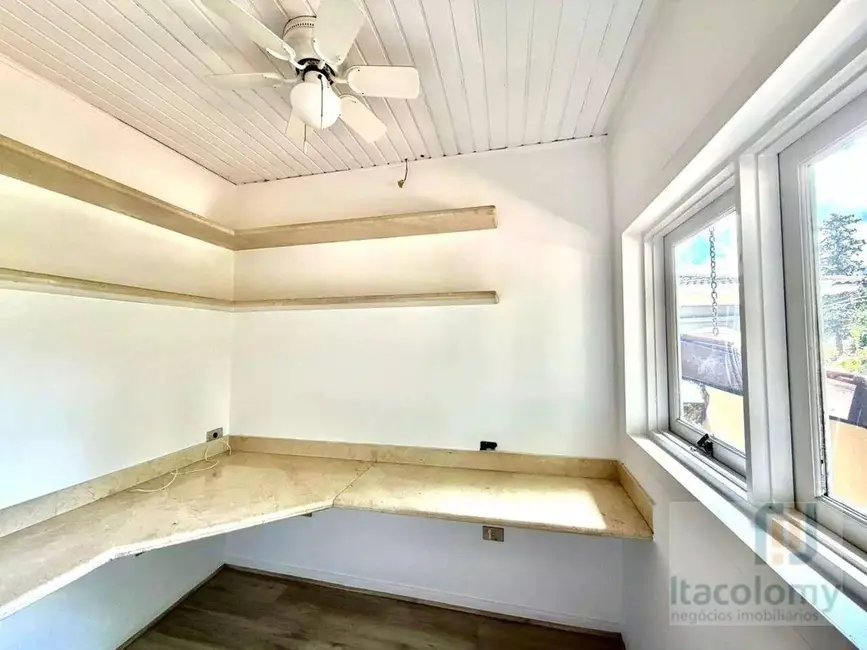 Foto 6 de Casa de Condomínio com 3 quartos para alugar, 786m2 em Barueri - SP