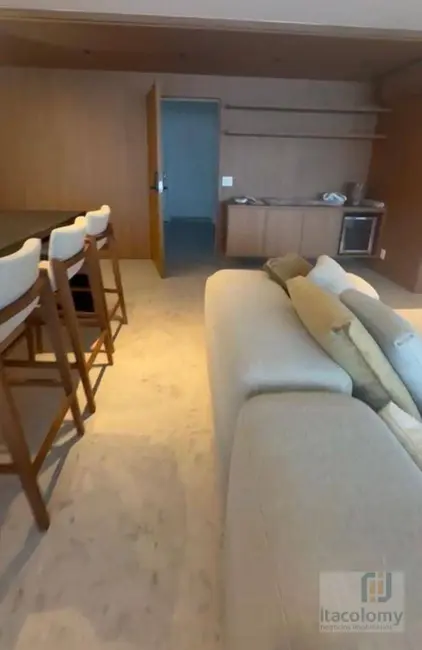 Foto 4 de Apartamento com 2 quartos para alugar, 123m2 em Alphaville Industrial, Barueri - SP