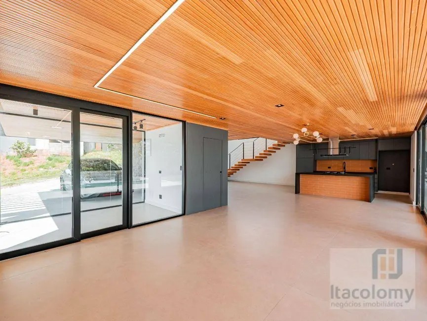 Foto 3 de Casa de Condomínio com 4 quartos à venda, 553m2 em Moinho Velho, Cotia - SP