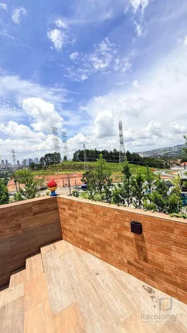 Foto 2 de Casa de Condomínio com 3 quartos à venda, 180m2 em Santana De Parnaiba - SP