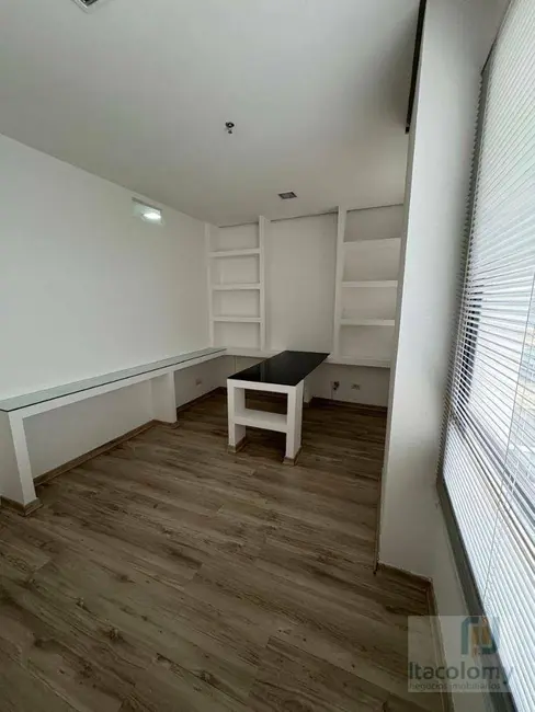 Foto 5 de Sala Comercial para alugar, 58m2 em Alphaville Industrial, Barueri - SP