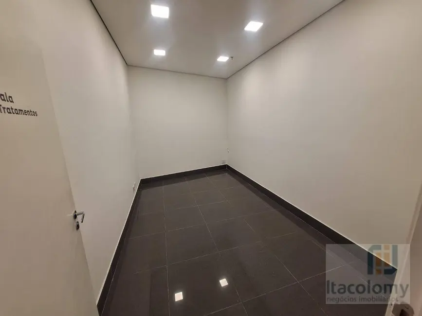 Foto 8 de Loja para alugar, 134m2 em Alphaville Industrial, Barueri - SP