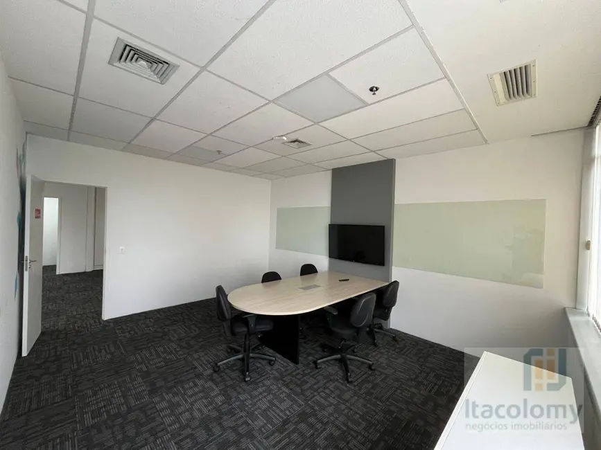 Foto 6 de Sala Comercial para alugar, 339m2 em Alphaville Industrial, Barueri - SP