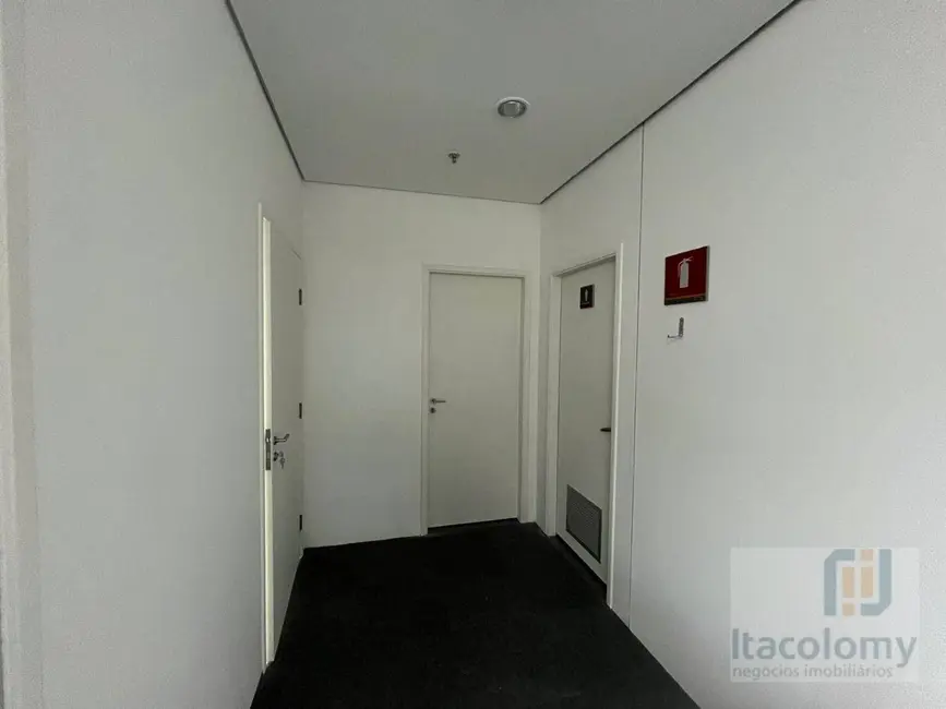 Foto 6 de Sala Comercial para alugar, 339m2 em Alphaville Industrial, Barueri - SP