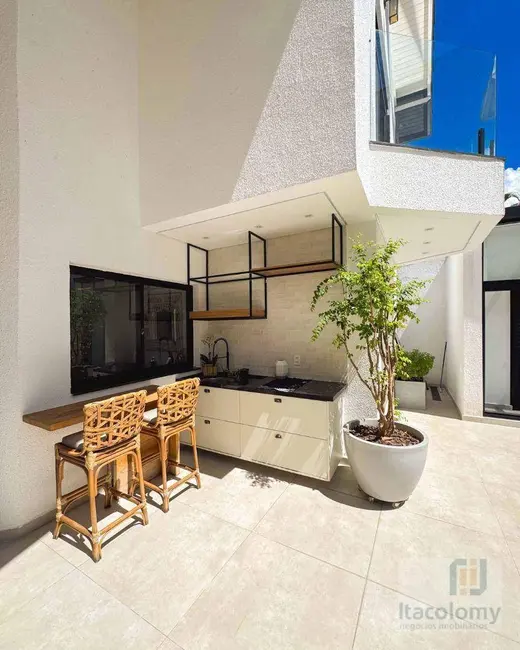 Foto 5 de Casa de Condomínio com 4 quartos à venda, 350m2 em Santana De Parnaiba - SP