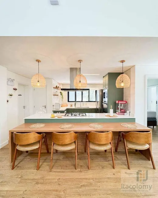 Foto 9 de Casa de Condomínio com 4 quartos à venda, 350m2 em Santana De Parnaiba - SP