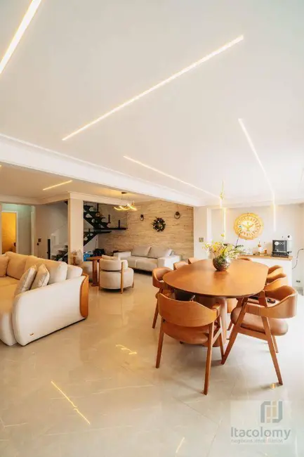 Foto 8 de Casa de Condomínio com 3 quartos à venda, 180m2 em Santana De Parnaiba - SP