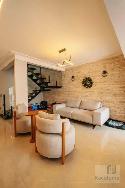 Foto 6 de Casa de Condomínio com 3 quartos à venda, 180m2 em Santana De Parnaiba - SP