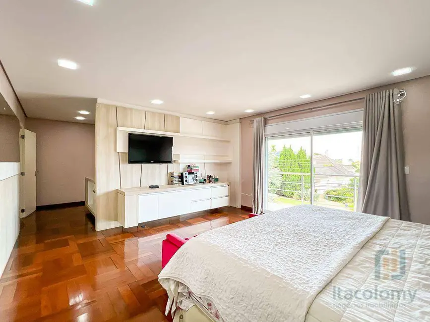 Casa de Condomínio com 5 quartos à venda, 620m2 em Tamboré, Santana De Parnaiba - SP - imagem 8 Foto 8 de Casa de Condomínio com 5 quartos à venda, 620m2 em Tamboré, Santana De Parnaiba - SP